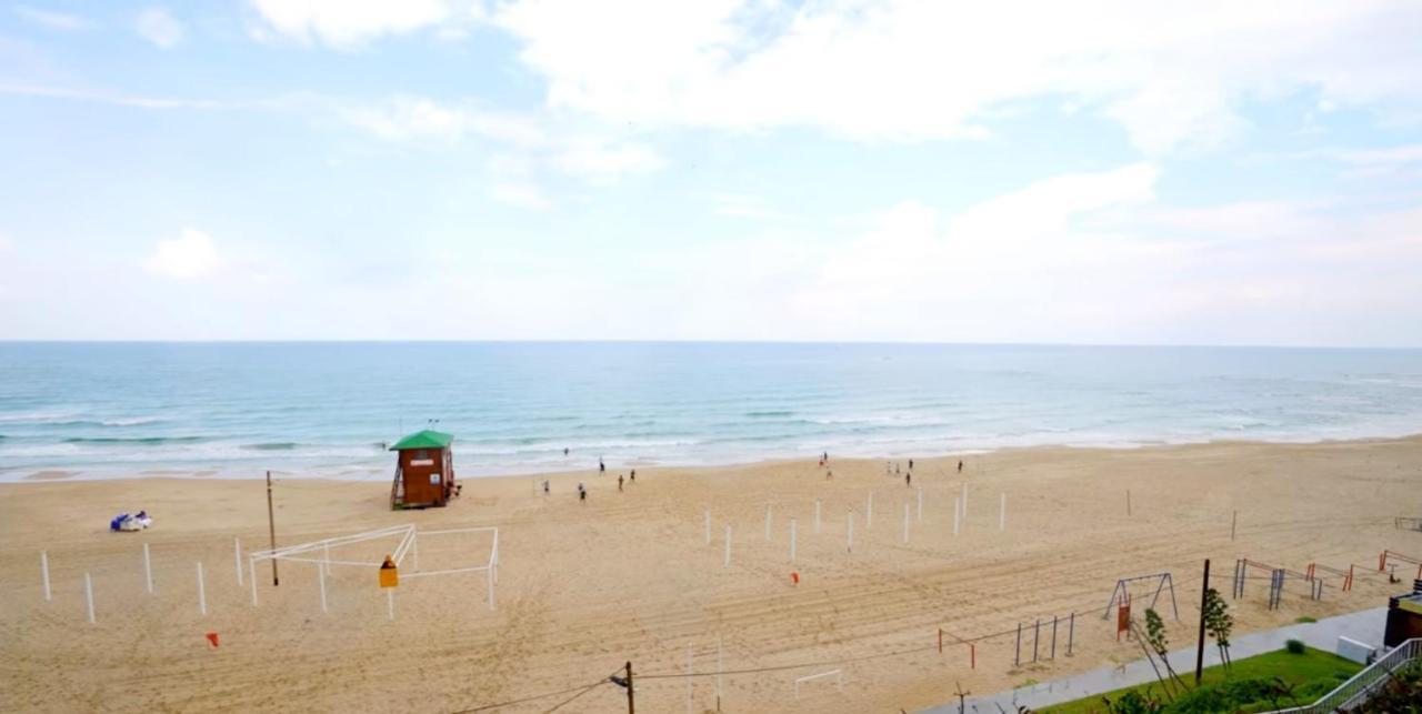 Apart Hotel Tlv/Bat Yam Beach Front 1207 Exterior foto